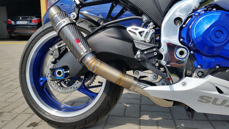 układ wydechowy w motocyklu ze stali nierdzewnej